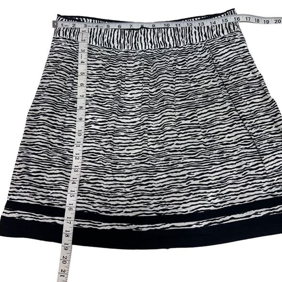 LOFT Ann Taylor Mini Skirt Zebra Print Black White Pleated Side Zipper Lined 6 - Picture 5 of 12